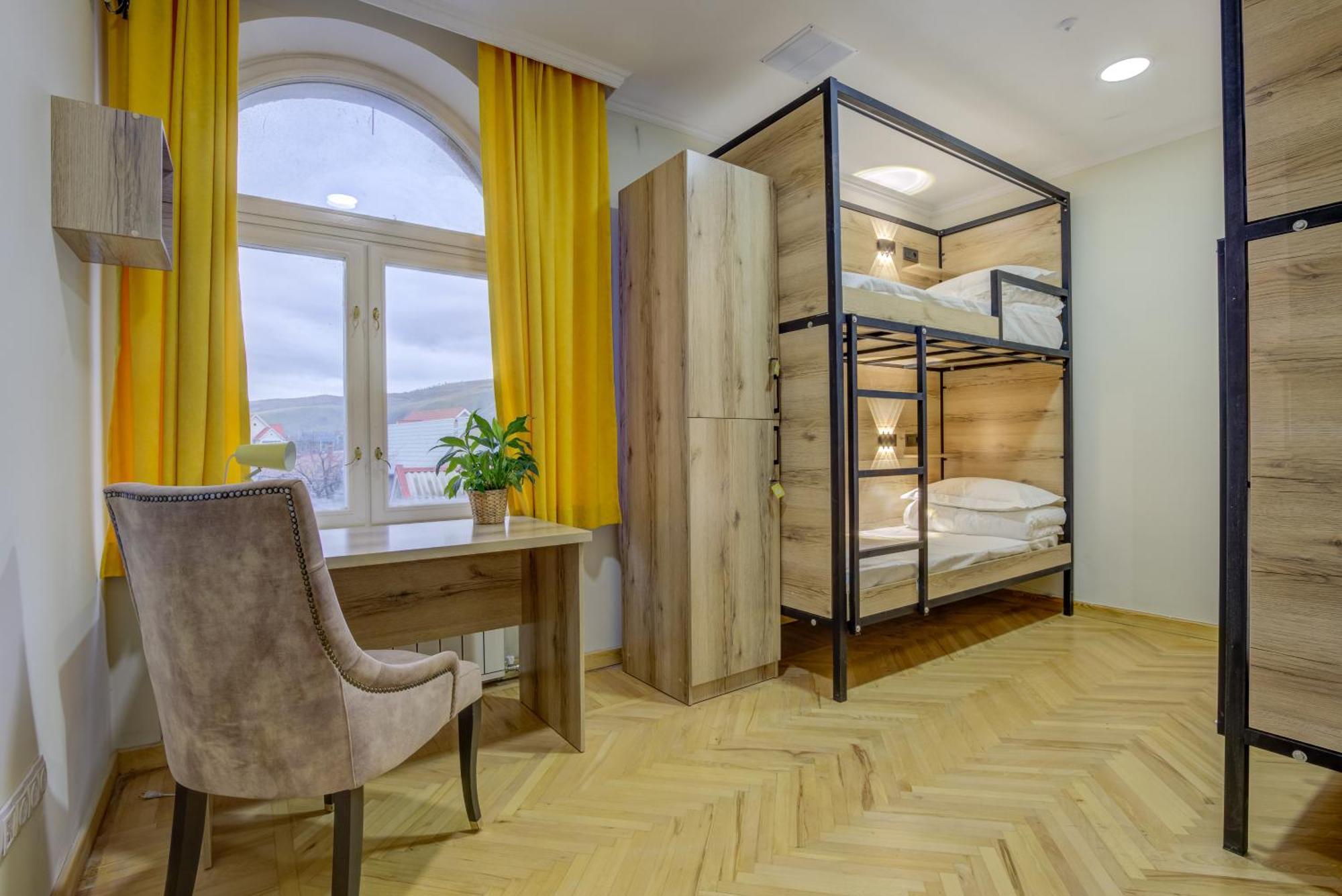 בישקק People Guest House מראה חיצוני תמונה