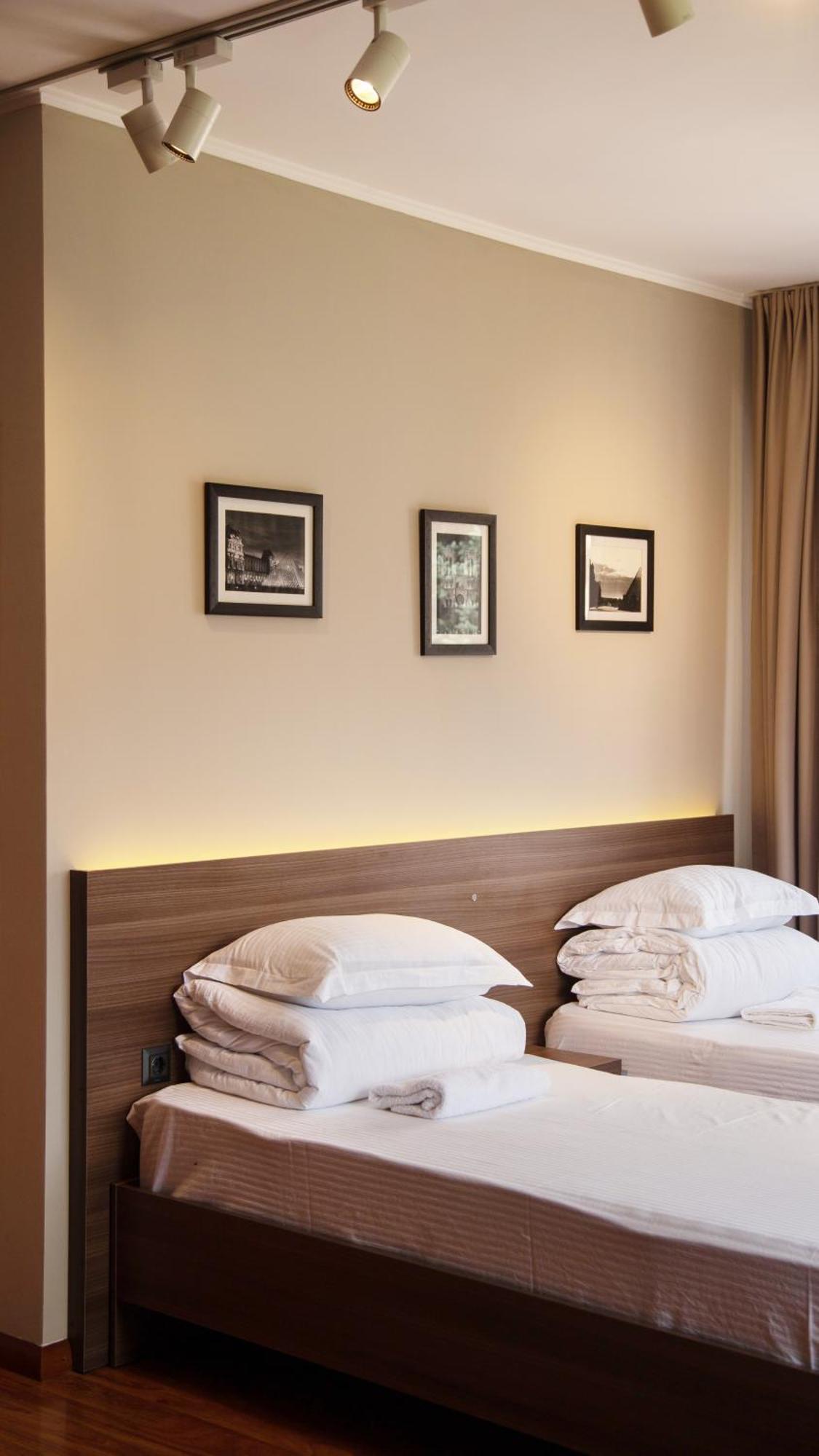 בישקק People Guest House מראה חיצוני תמונה