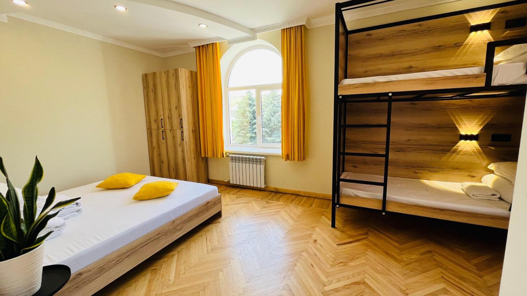 בישקק People Guest House מראה חיצוני תמונה
